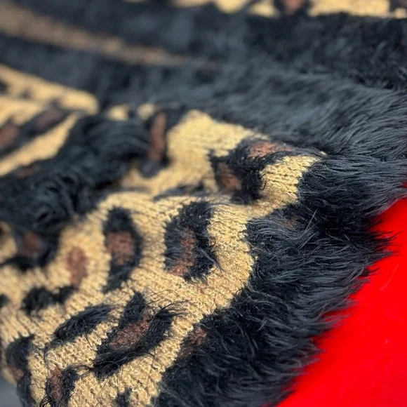 Lord & Taylor leopard print long open front cardigan, small - Picture 4 of 10